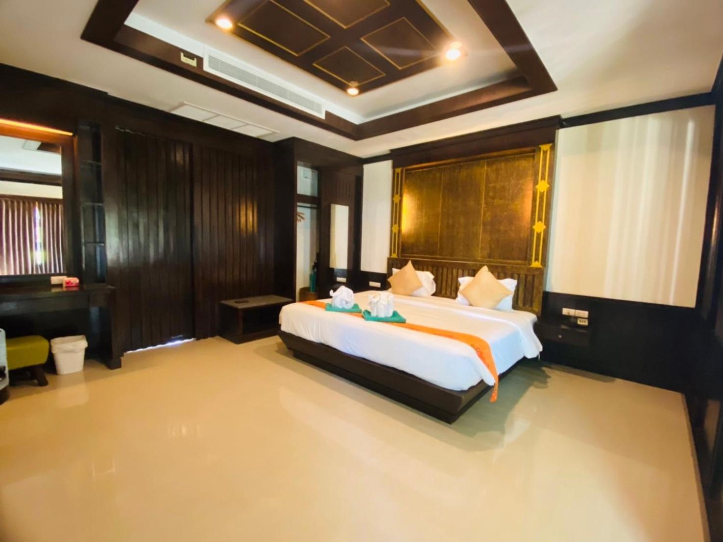 Beach Bungalow At Lanta Resort Ko Lanta Exteriör bild