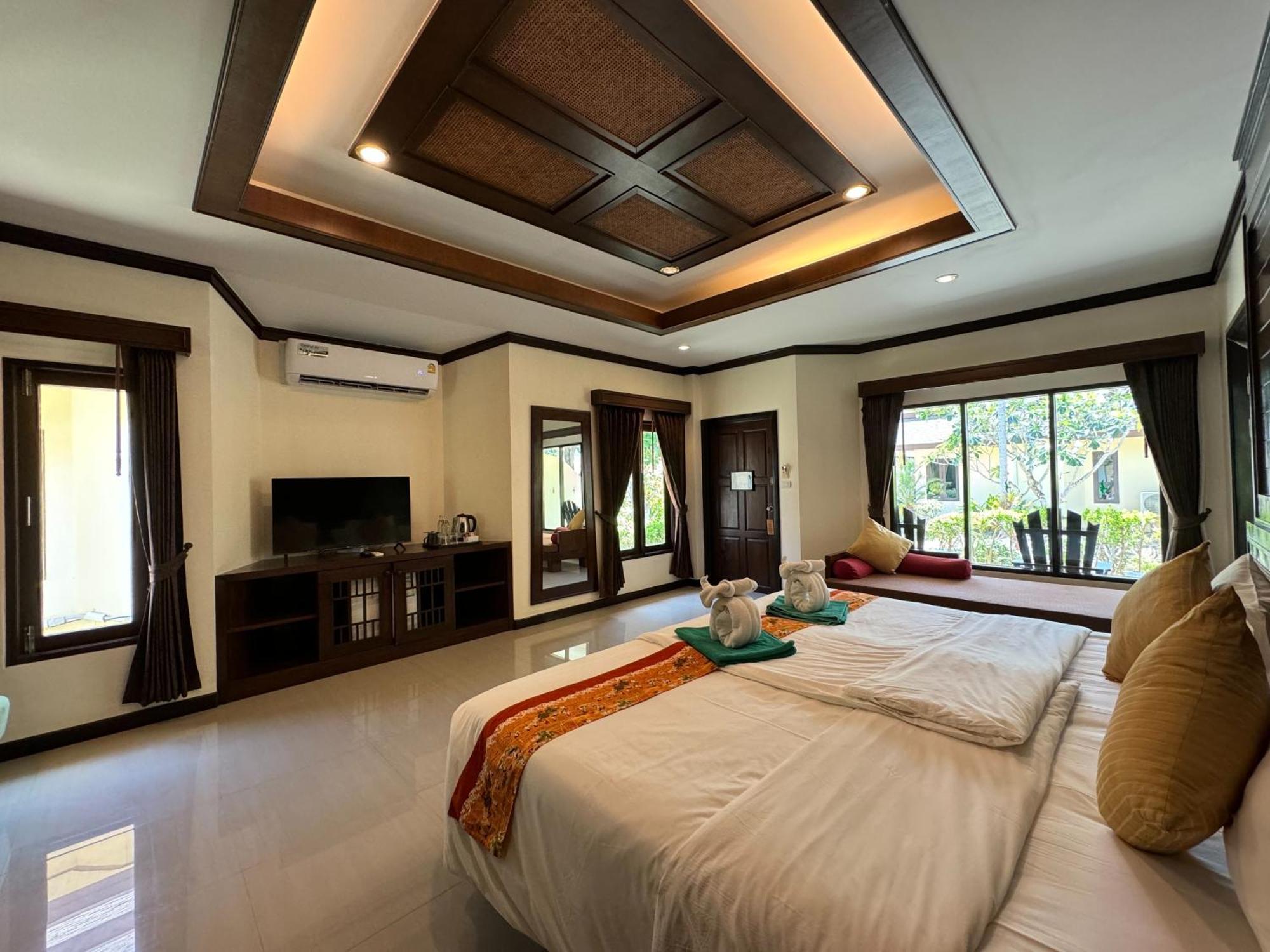 Beach Bungalow At Lanta Resort Ko Lanta Exteriör bild