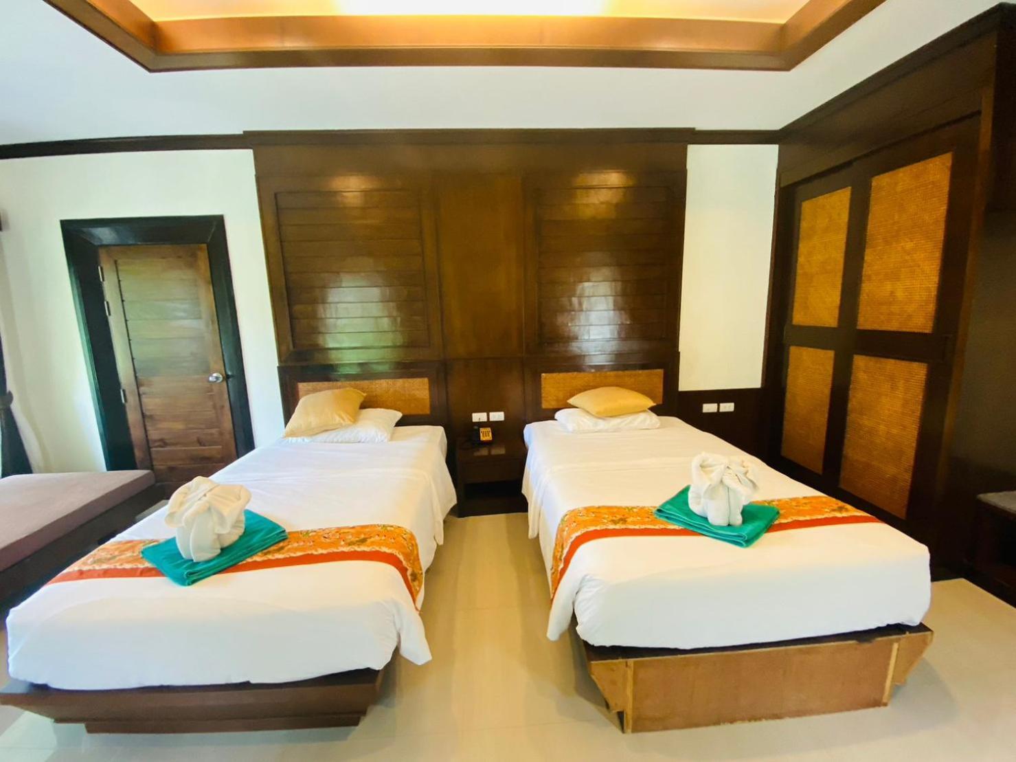 Beach Bungalow At Lanta Resort Ko Lanta Exteriör bild